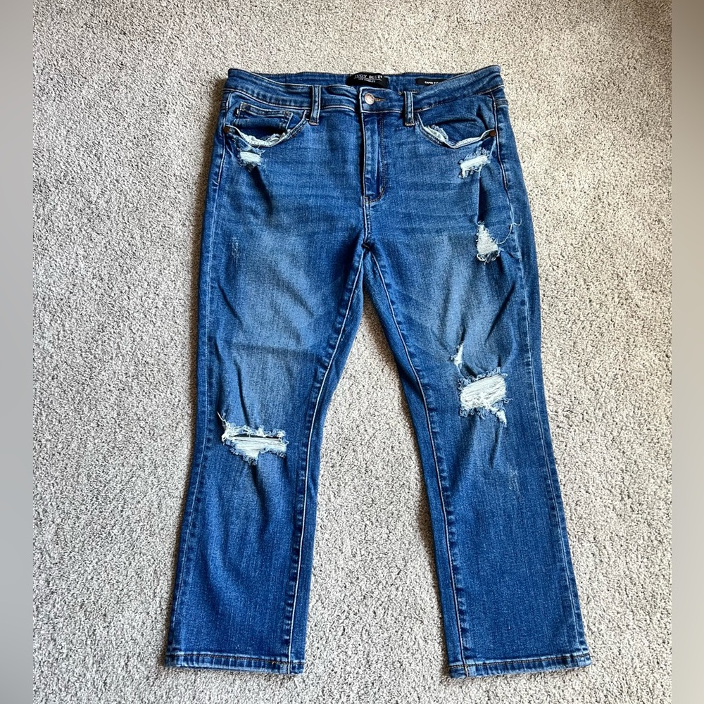 Judy Blue Women’s Size 15 / 32 Capri Fit Jeans Distressed Stretch